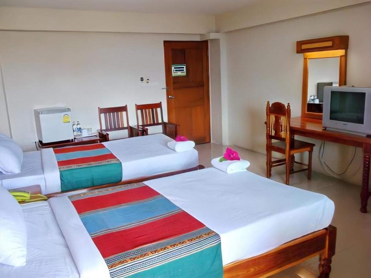 מוקדהאן ทรัพย์มุกดา แกรนด์ โฮเทล Submukda Grand Hotel מראה חיצוני תמונה